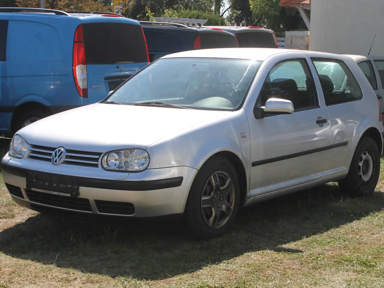 Volkswagen Golf IV 1.4 Special Klimatronic SHZ PDC, foto 2
