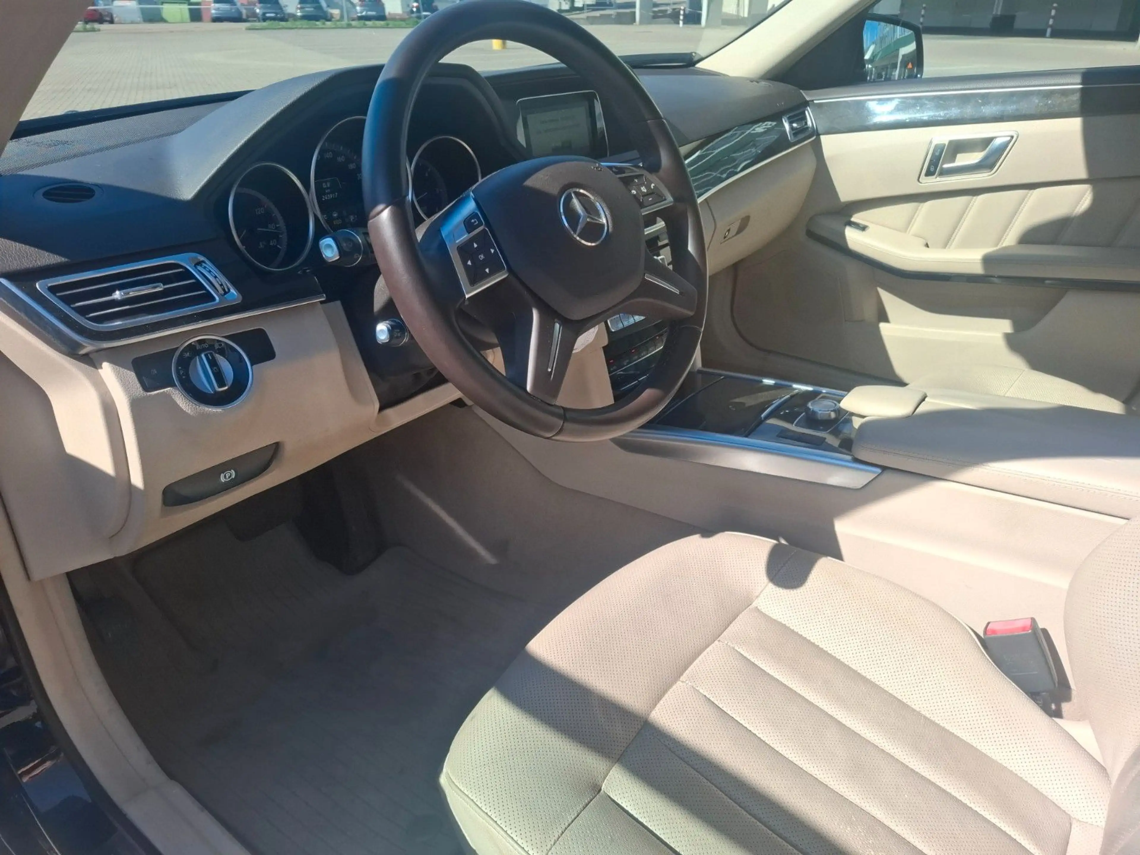 Mercedes-Benz E 350 T 4Matic B2B/Export — photo 14