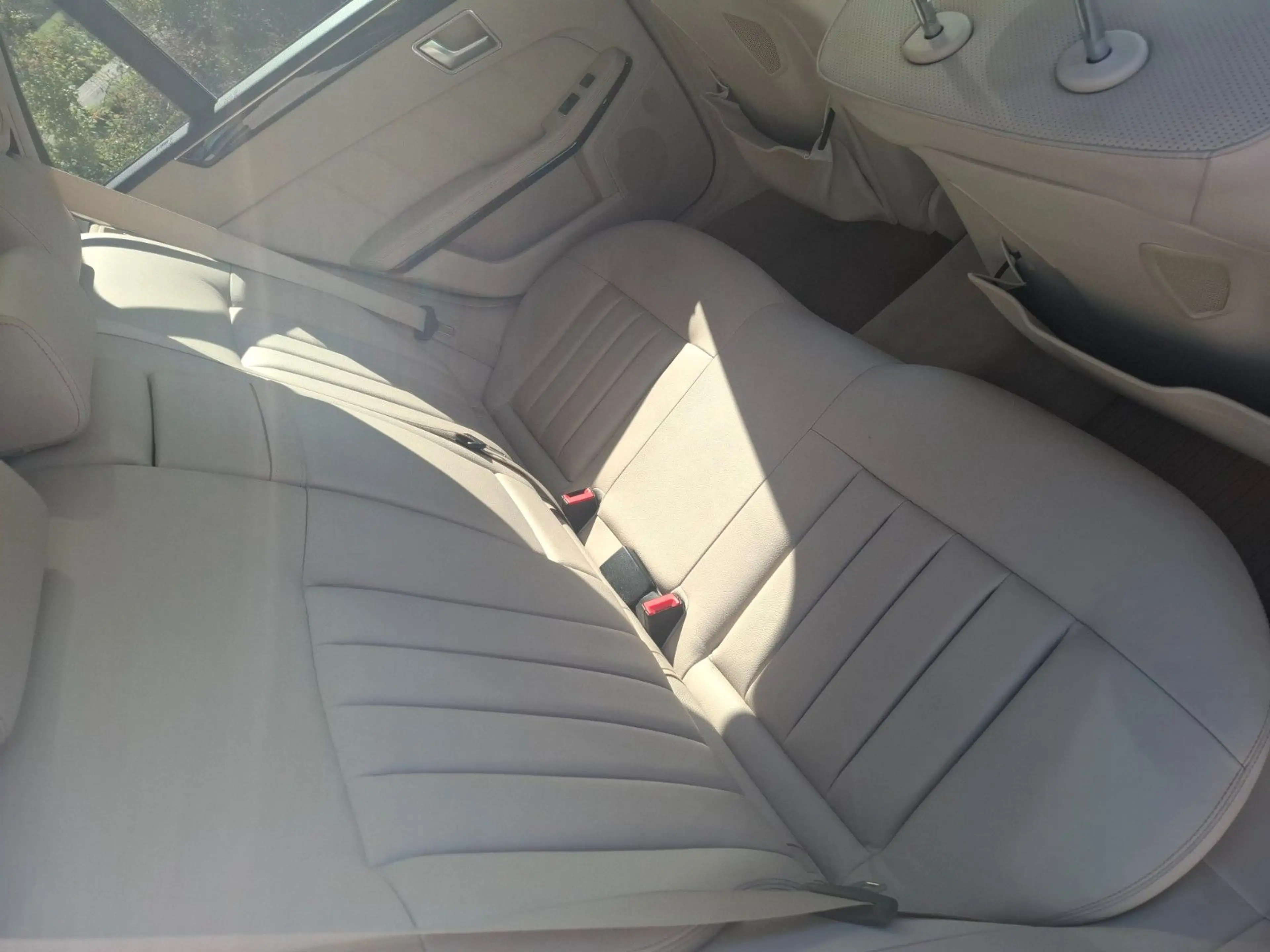 Mercedes-Benz E 350 T 4Matic B2B/Export — photo 15