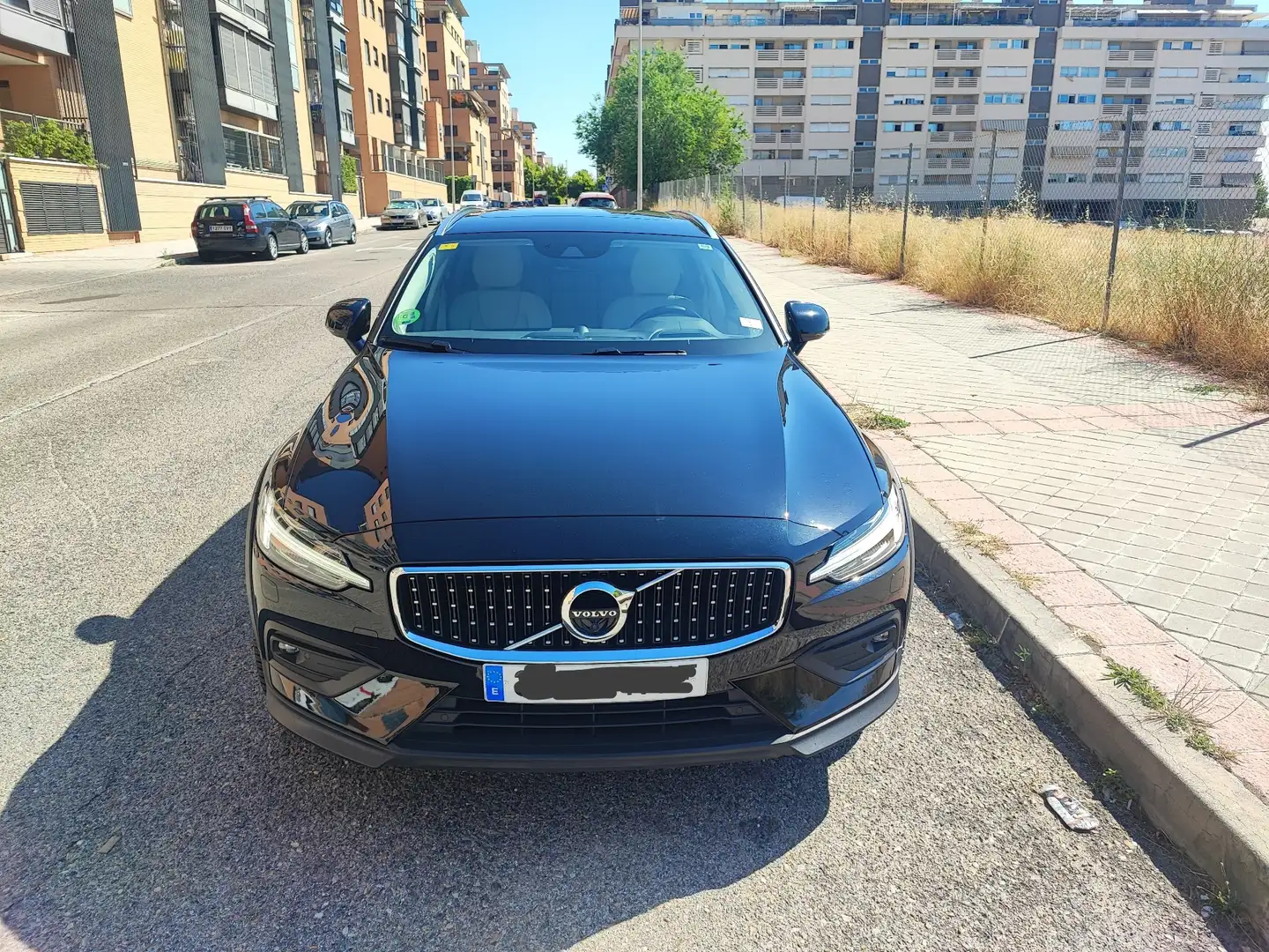 Volvo V60 Cross Country D4 Pro AWD Aut. - 2