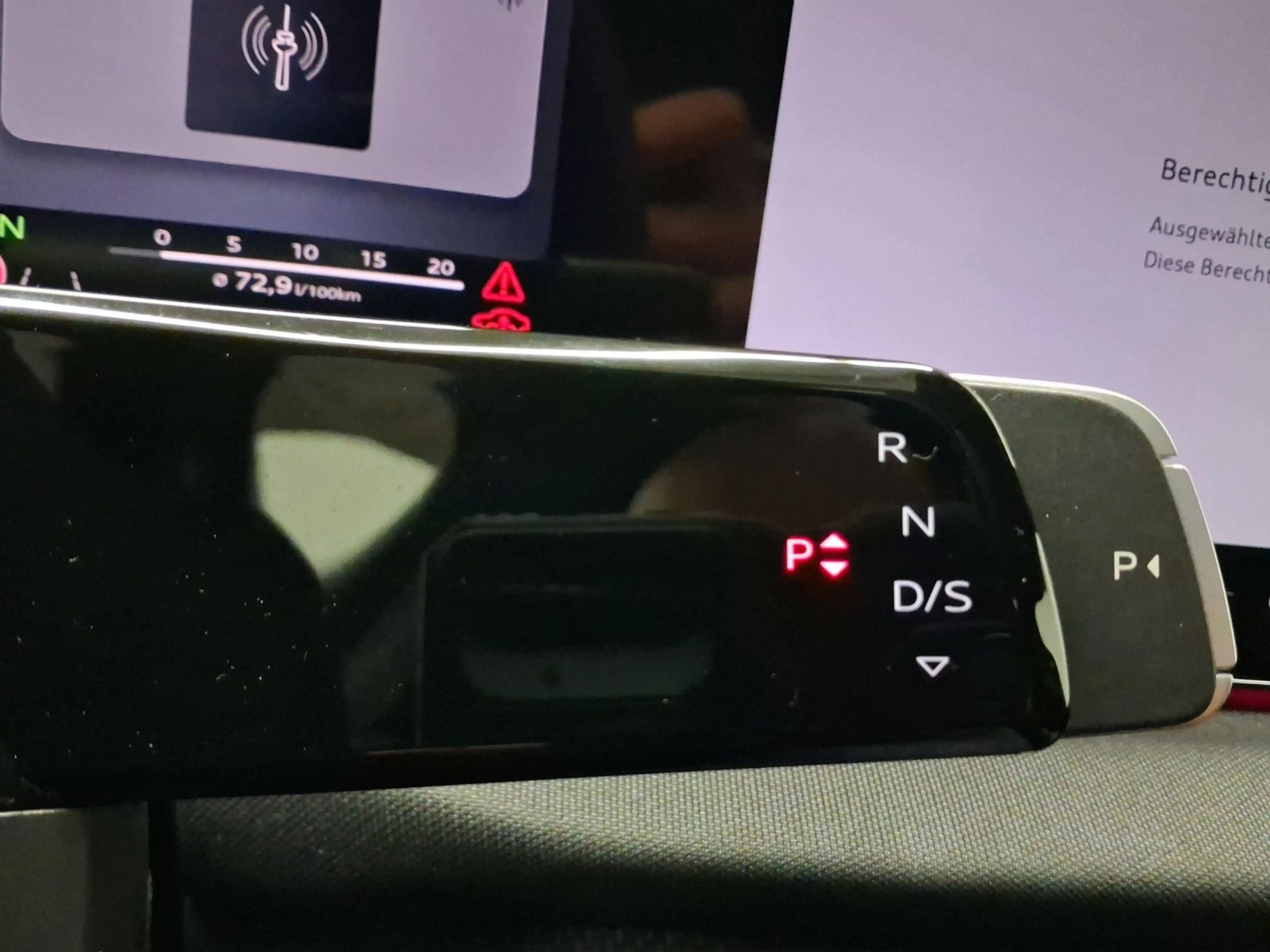 Audi Q7 TDI Q 2x S LINE MATRIX BuO PANO HuD AHK LM23 — photo 11