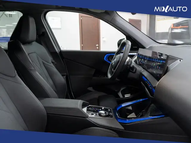 BMW X3 view 14