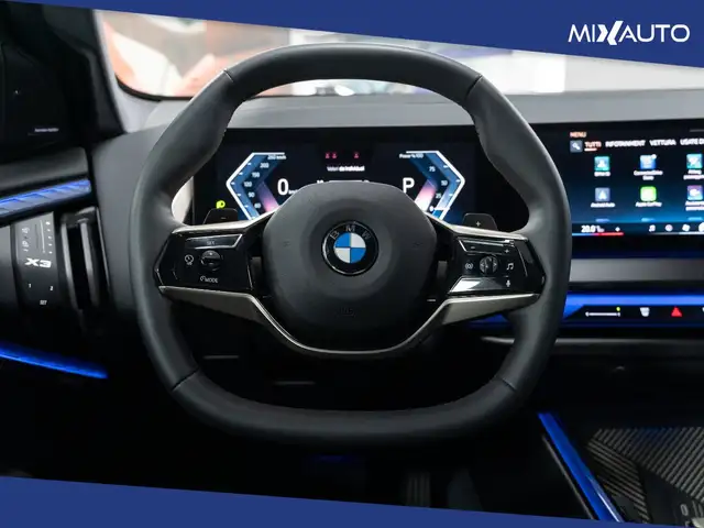 BMW X3 view 12