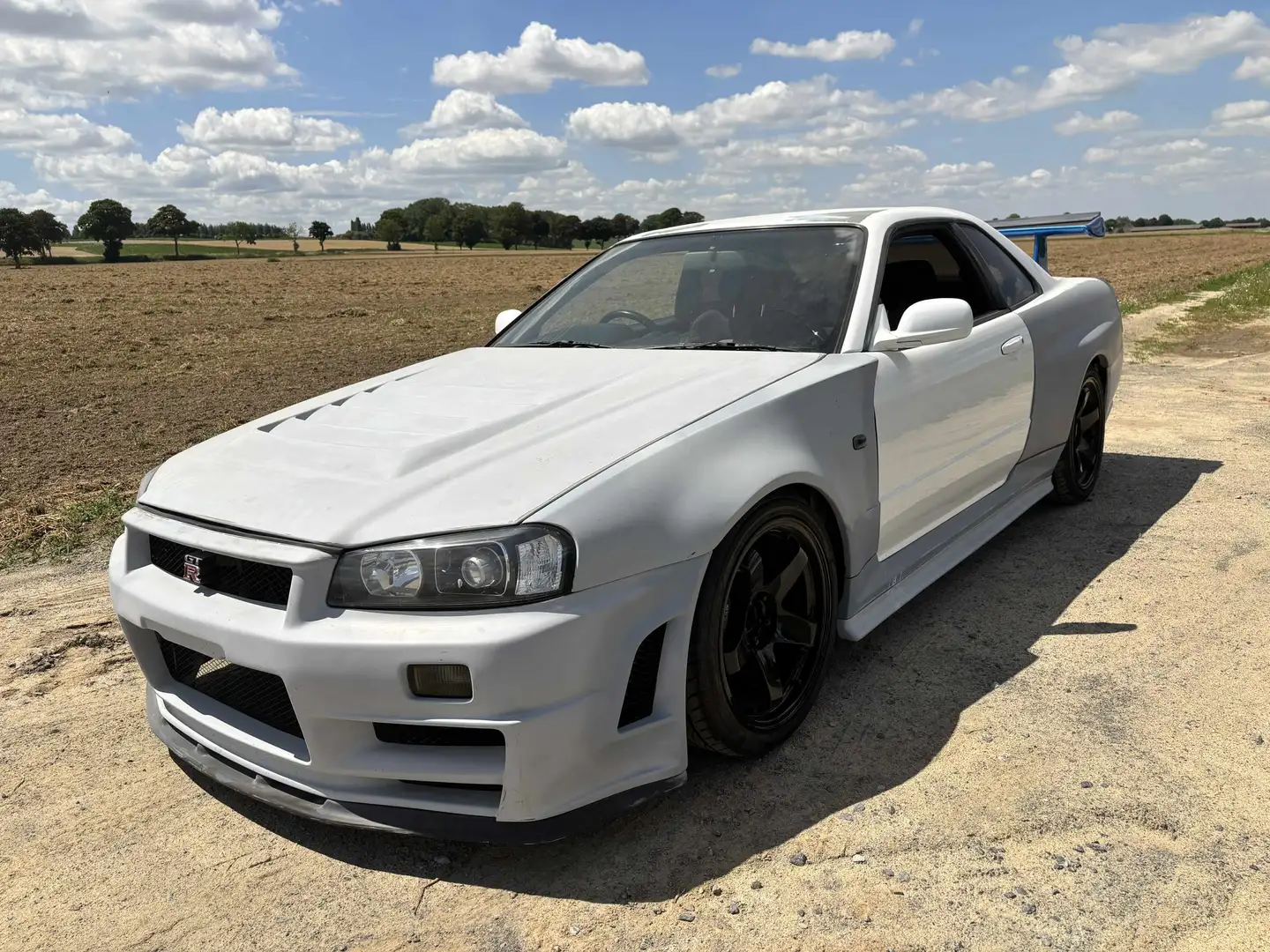 Nissan Skyline R34 GTT Weiß - 1