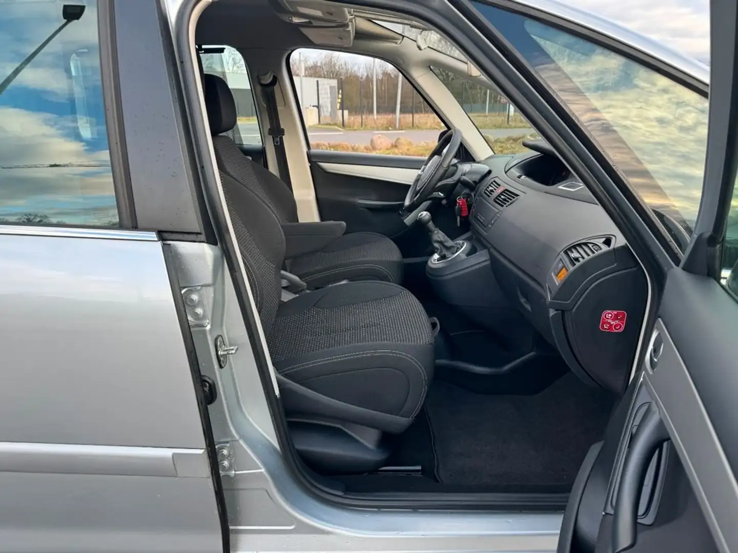 Citroen Grand C4 Picasso C4 Grand Picasso 1.6 vti Attraction 120cv Gris - 2