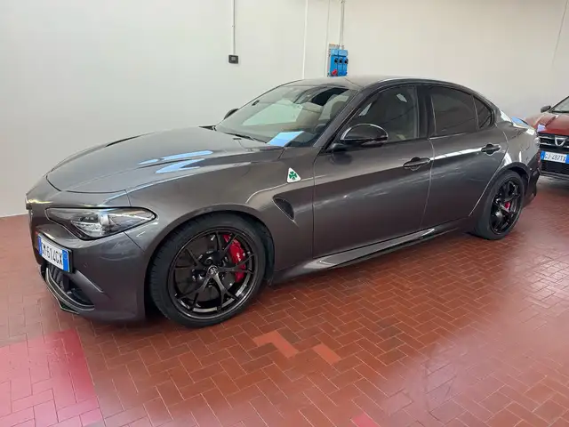 Alfa Romeo Giulia 2.9 V6 Quadrifoglio 510cv auto carboceramica