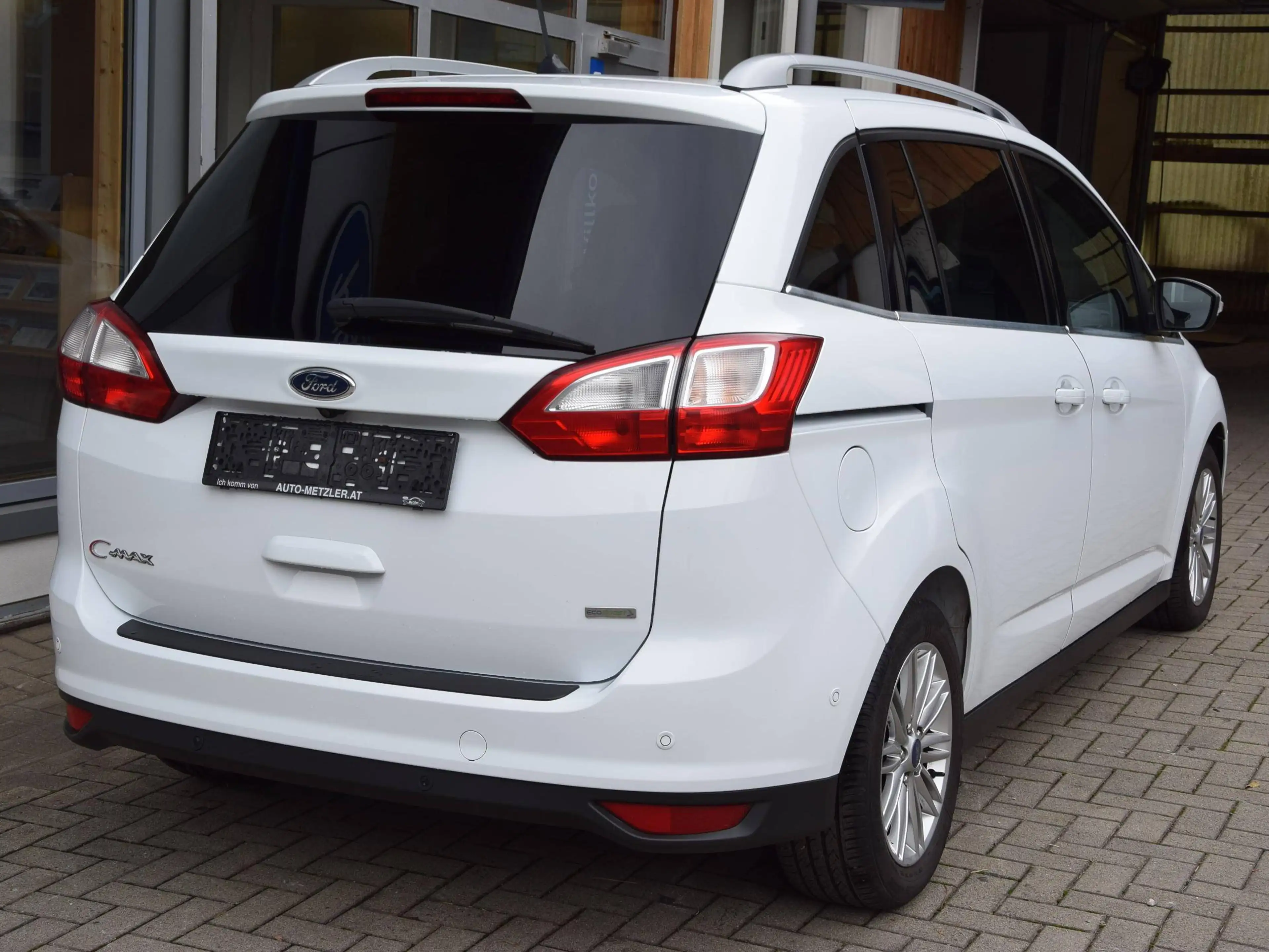 Ford Grand C-Max Titanium — photo 7
