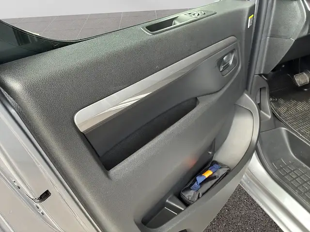 Citroen Spacetourer Diesel 180 S&S EAT8 M Business Lounge Ansicht 12