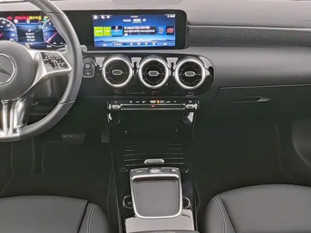 Mercedes-Benz A-Class view 8
