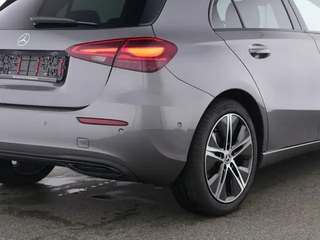 Mercedes-Benz A-Class view 4