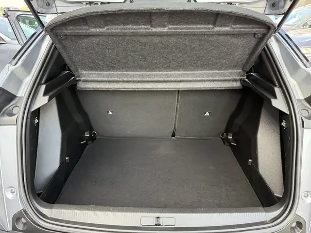 Peugeot 2008 view 15