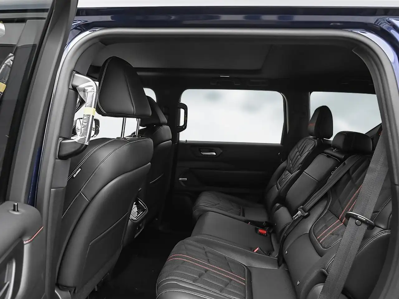 Nissan Armada снимка Nissan Armada