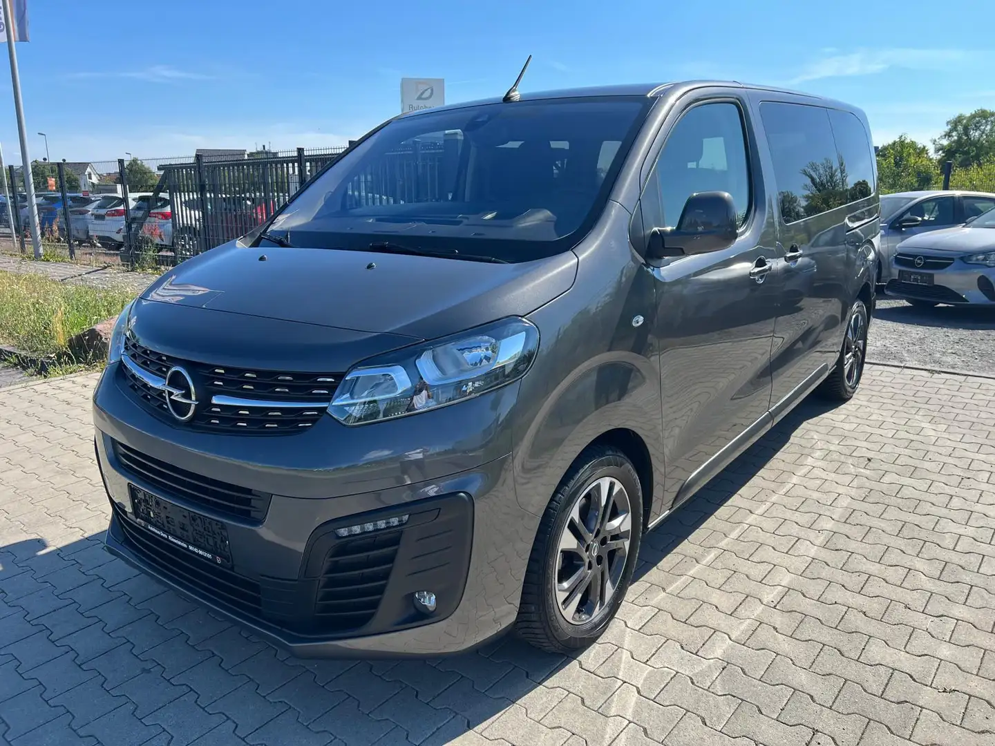 Opel Zafira Life 2.0 D Edition M Aut. Navi+Shz+Pdc Gris - 2