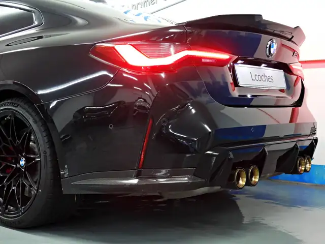 BMW M4 view 14