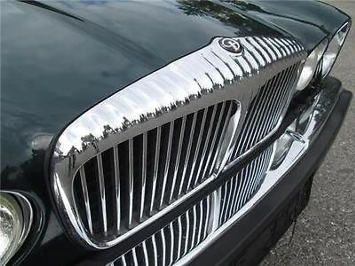 Jaguar XJ12 XJ12 5.3 HE Daimler Double6 Vert - 1
