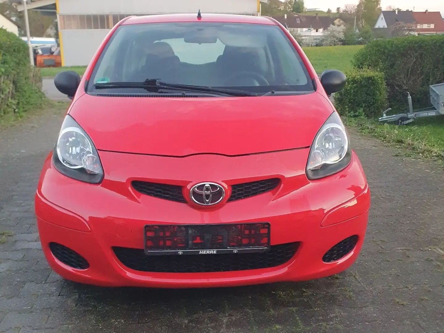 Toyota Aygo Basis Rot - 1