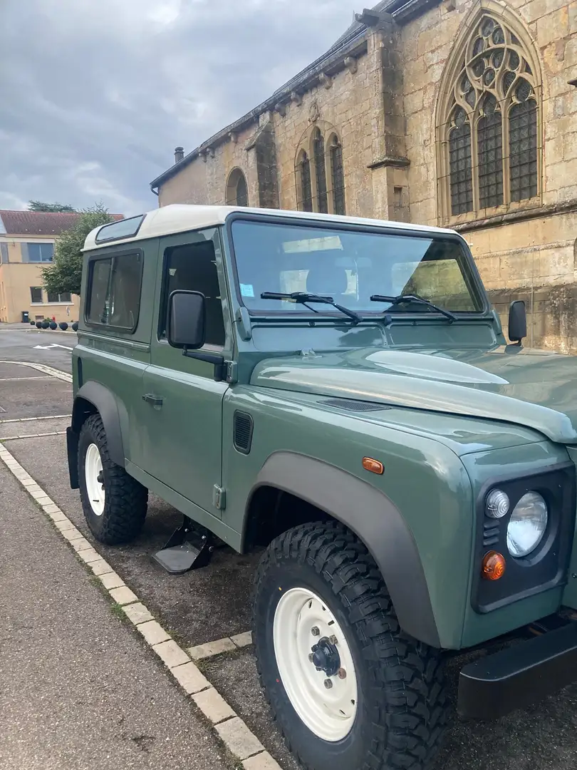 Land Rover Defender DEFENDER 90 HARD TOP MARK II SE Verde - 2