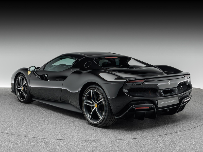 Ferrari 296 GTB — photo 3
