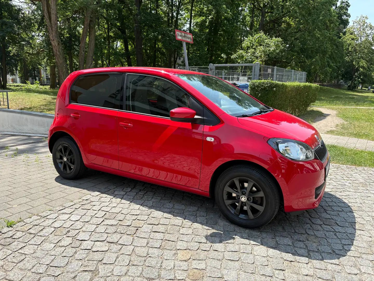 Skoda Citigo Citigo 1.0 MPI Cool Edition Rot - 1