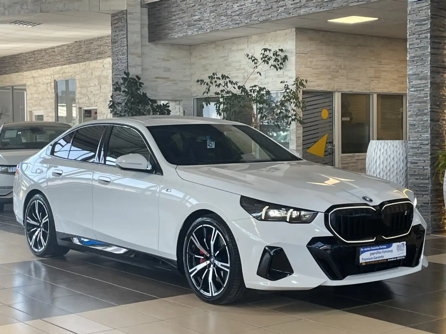 BMW i5 40eDrive M Sport Pro Bowers&Wilkins HUD Leder Weiß - 1