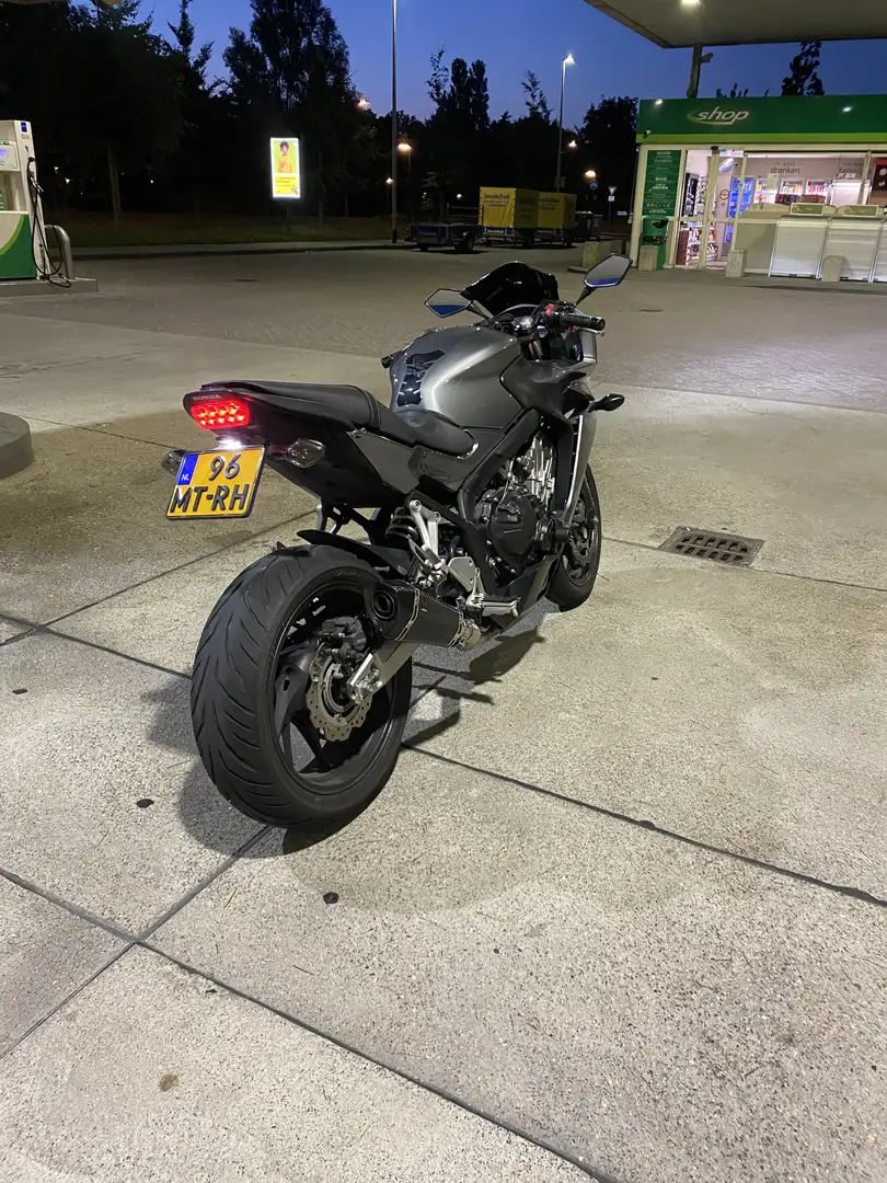 Honda CBR 650 F ABS (35kw) Grijs - 2