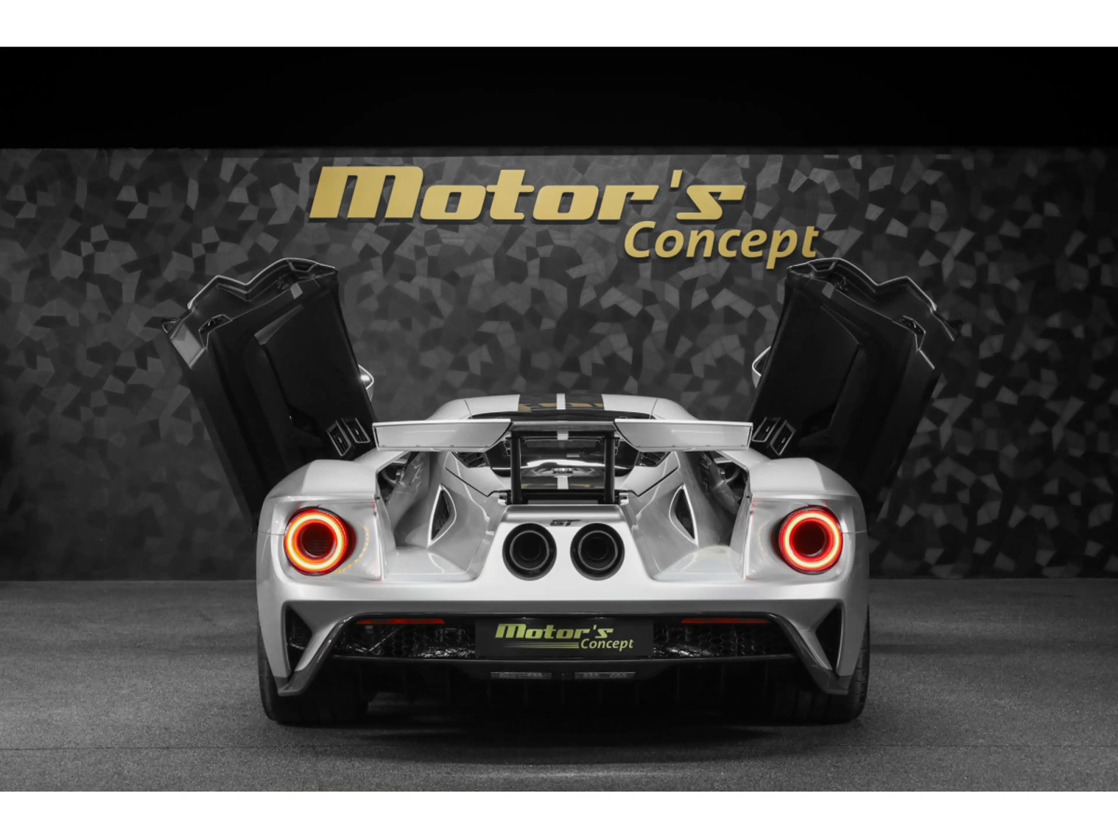 Ford GT Carbon Series - Ingot Silver — photo 5