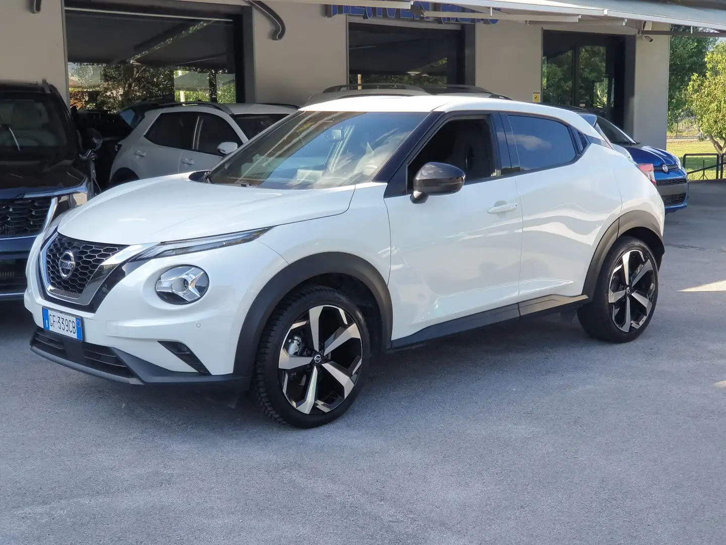 Nissan Juke Juke II 1.0 dig-t Tekna KM 41.000 Wit - 2