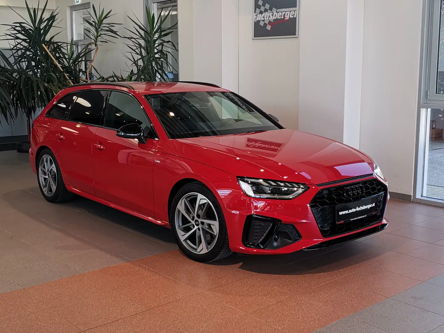 Audi A4 30 TDI S-Line *AHK*Virtual*LED*Kessy*OP-Schwarz* Rot - 1