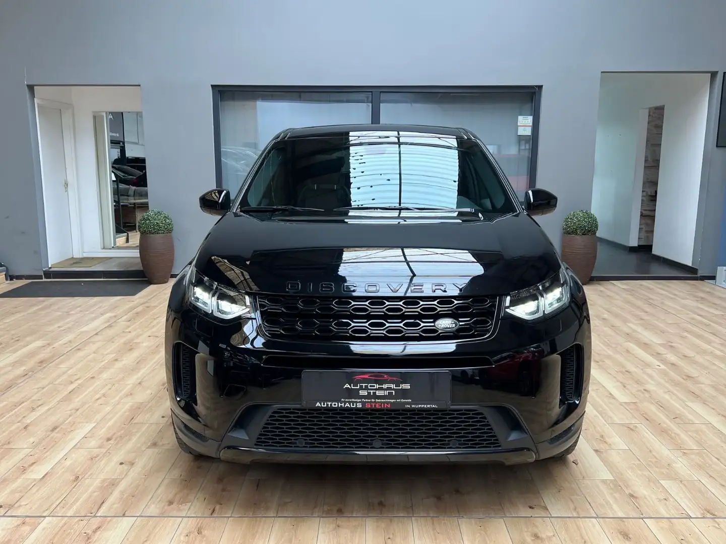 Land Rover Discovery Sport S AWD/Pano/Leder/Navi/Kamera Schwarz - 2