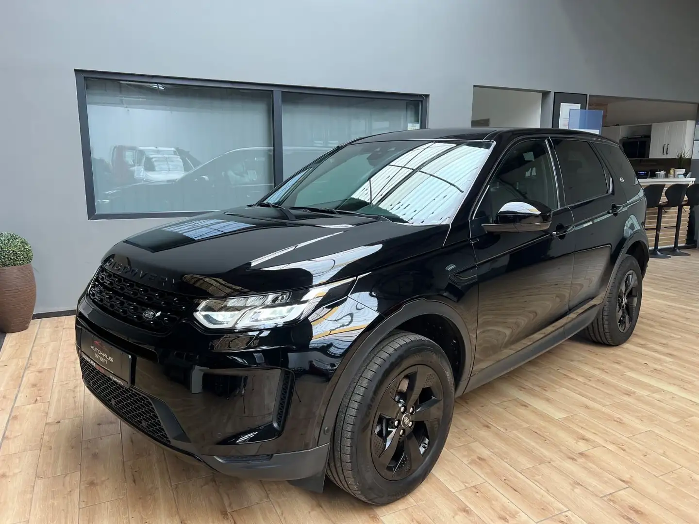 Land Rover Discovery Sport S AWD/Pano/Leder/Navi/Kamera Schwarz - 1