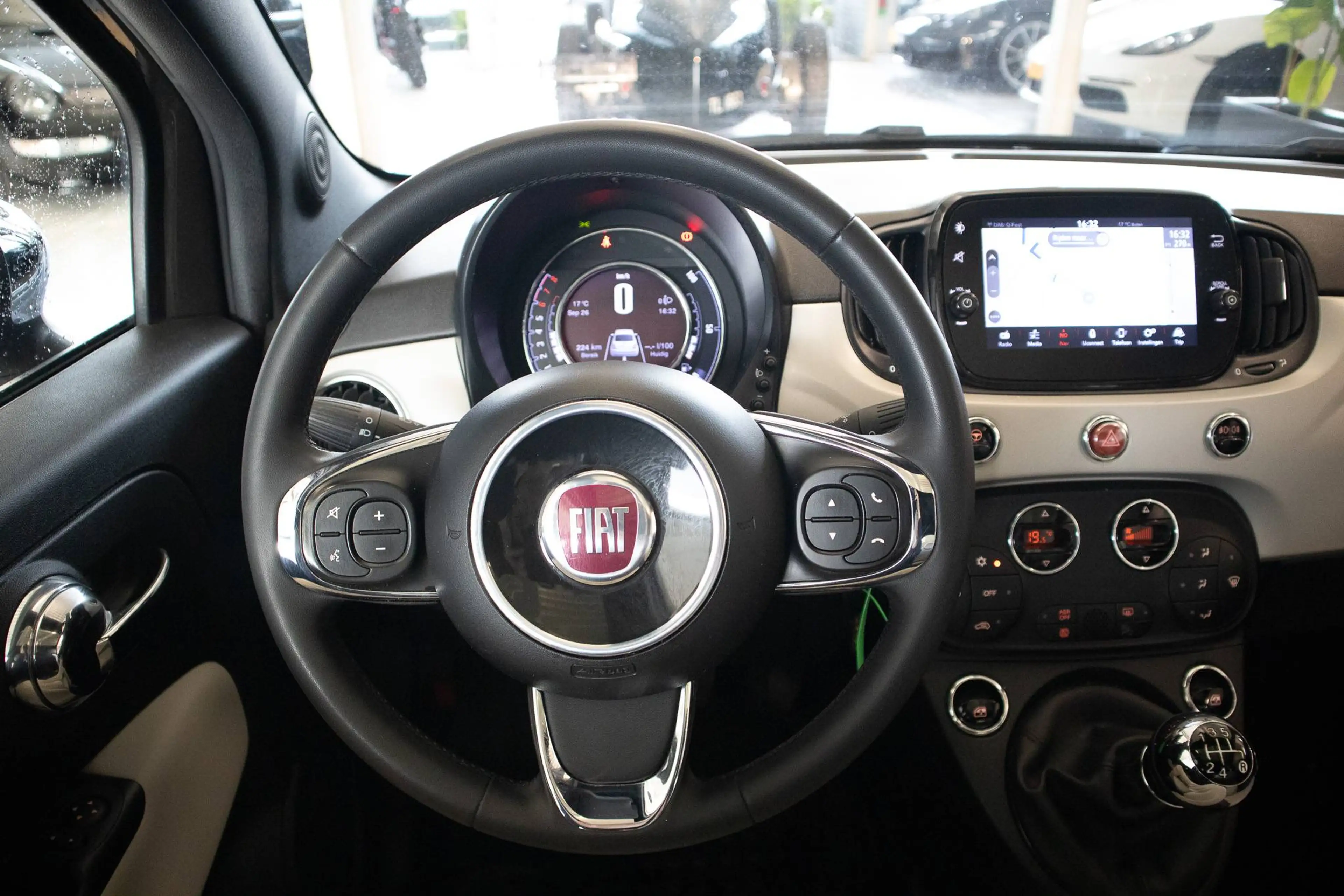 Fiat 500 LOUNGE, PANO, DAB, CRUISE CONTROL, PARKEERSENSOREN — photo 8