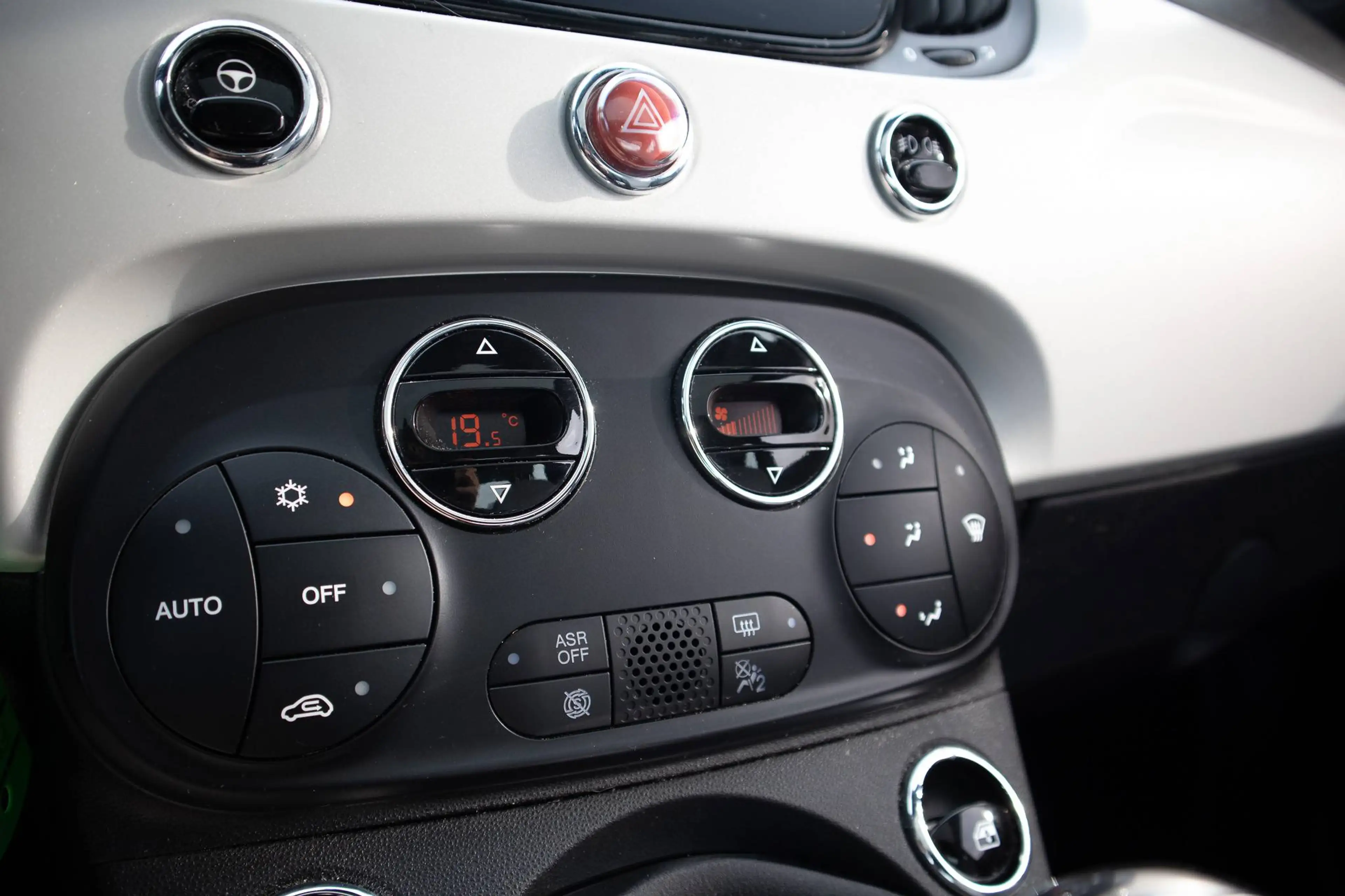 Fiat 500 LOUNGE, PANO, DAB, CRUISE CONTROL, PARKEERSENSOREN — photo 13
