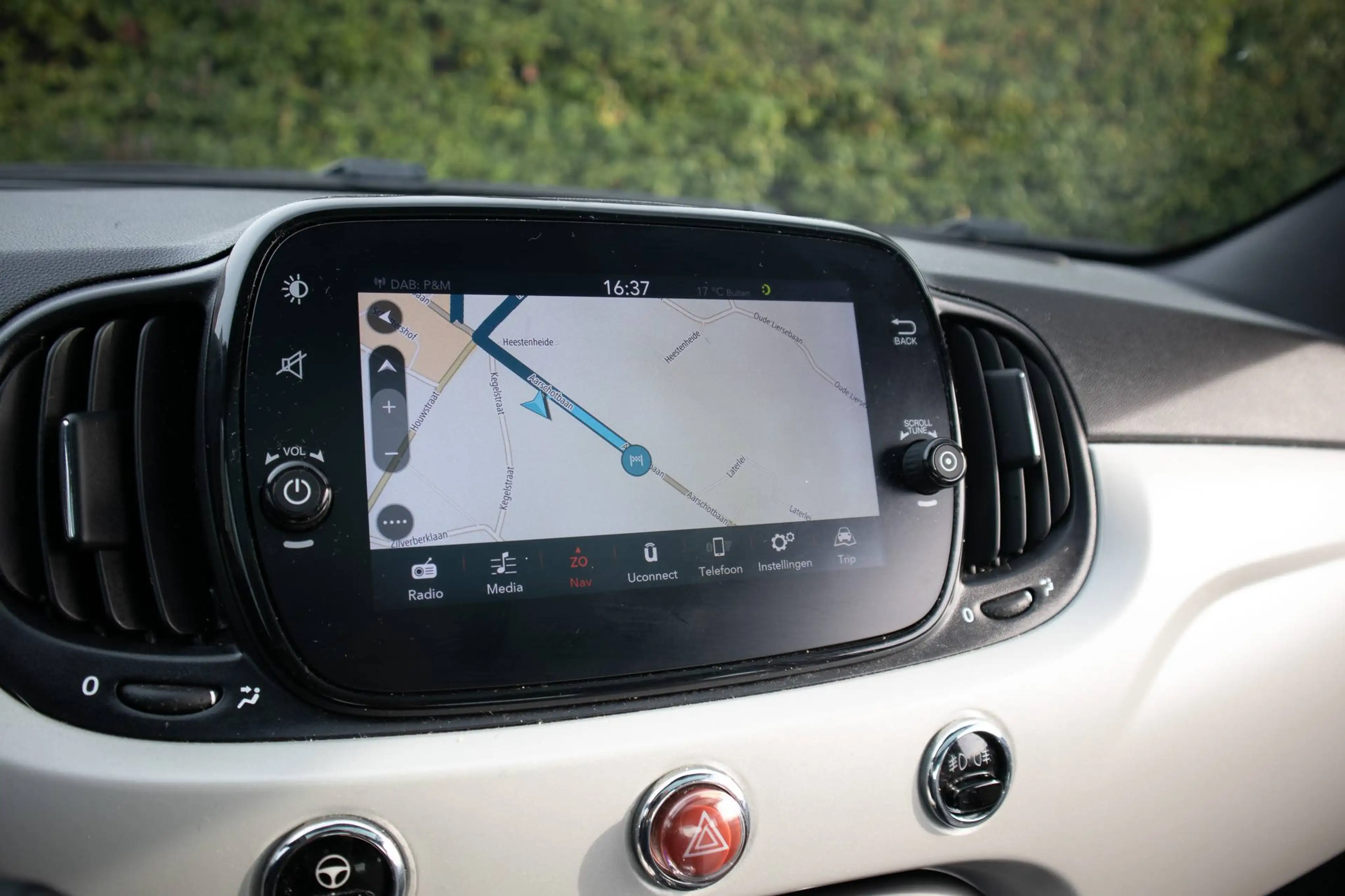 Fiat 500 LOUNGE, PANO, DAB, CRUISE CONTROL, PARKEERSENSOREN — photo 11