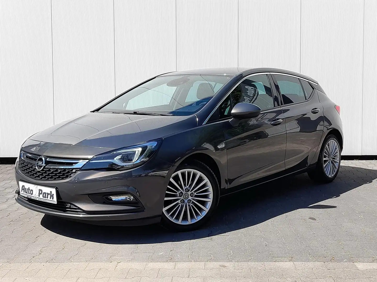Opel Astra 1.4 SIDI Turbo NAVI~2xPDC~RFK~ALU17"~GRA Grijs - 2