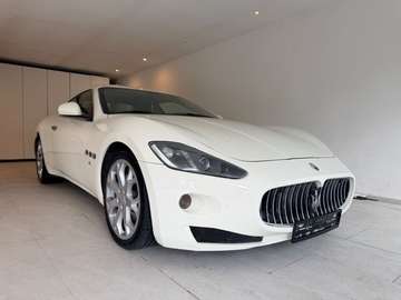 V8 WHITE!! SERVICE/TÜV/TIRES NEW!