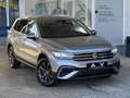 Volkswagen Tiguan Allspace 2.0 TDI Life 4Motion (EURO 6d) Silber - thumbnail 1
