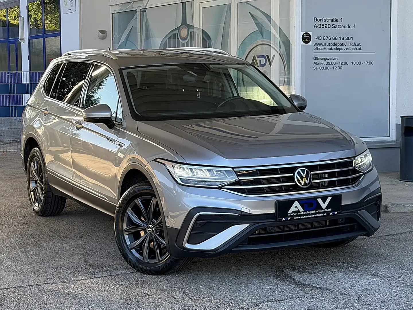 Volkswagen Tiguan Allspace 2.0 TDI Life 4Motion (EURO 6d) Silber - 1