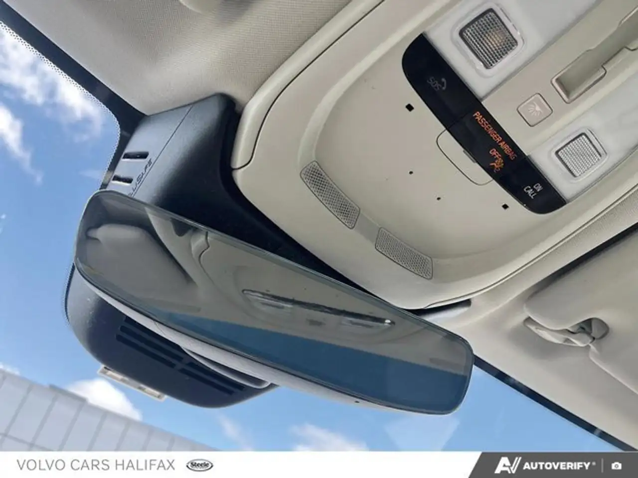 Volvo XC60 снимка Volvo XC60