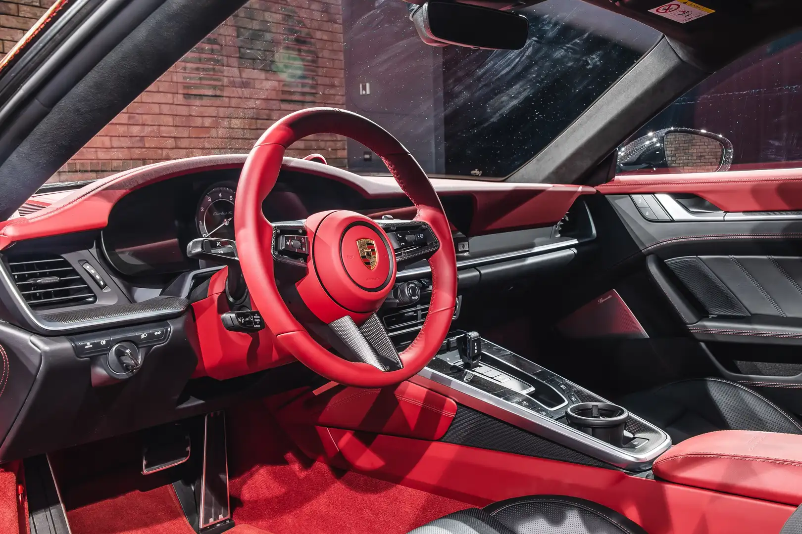 Porsche 911 (992) Turbo S Topcar + Full Carbon body 1 of 7 Schwarz - 11