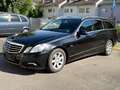 Mercedes-Benz E 220 CDI T BlueEFFICIENCY AVANTGARDE Schwarz - thumbnail 3