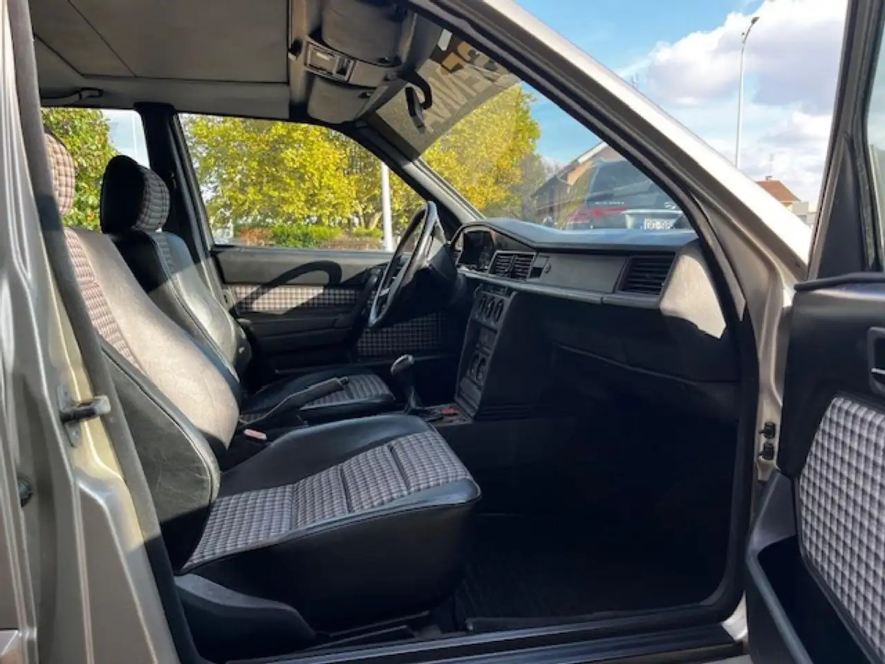 Mercedes-Benz 190 E 2.3 16V W 201 BERLINE ., foto 11