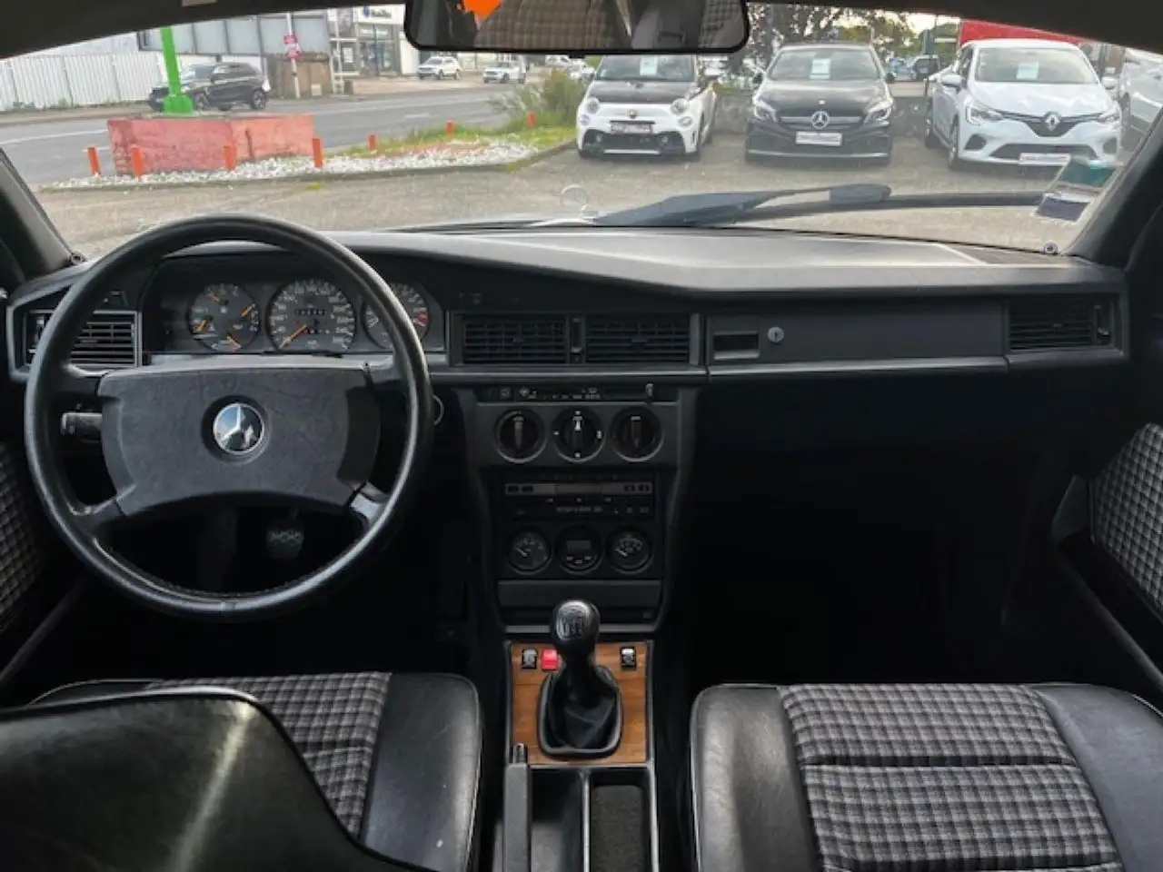 Mercedes-Benz 190 E 2.3 16V W 201 BERLINE ., foto 10