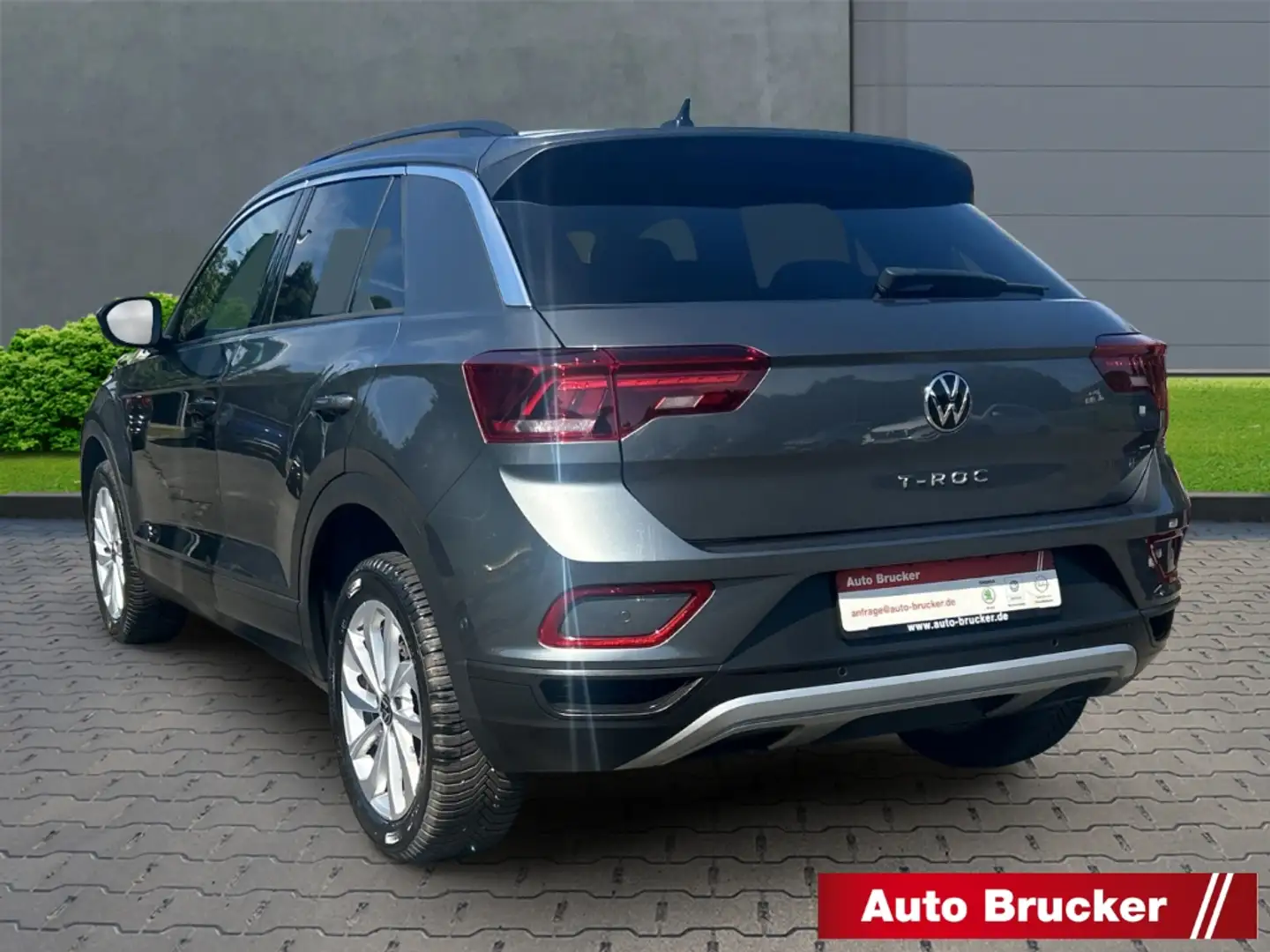 Volkswagen T-Roc Life 1.0 TSI LED+SHZ+2-Zonen-Klimaautomatik+Winter Grau - 2