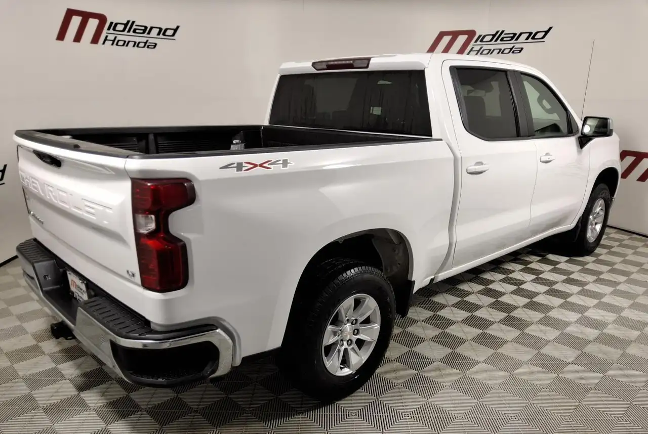 Chevrolet Silverado 1500 снимка Chevrolet Silverado 1500