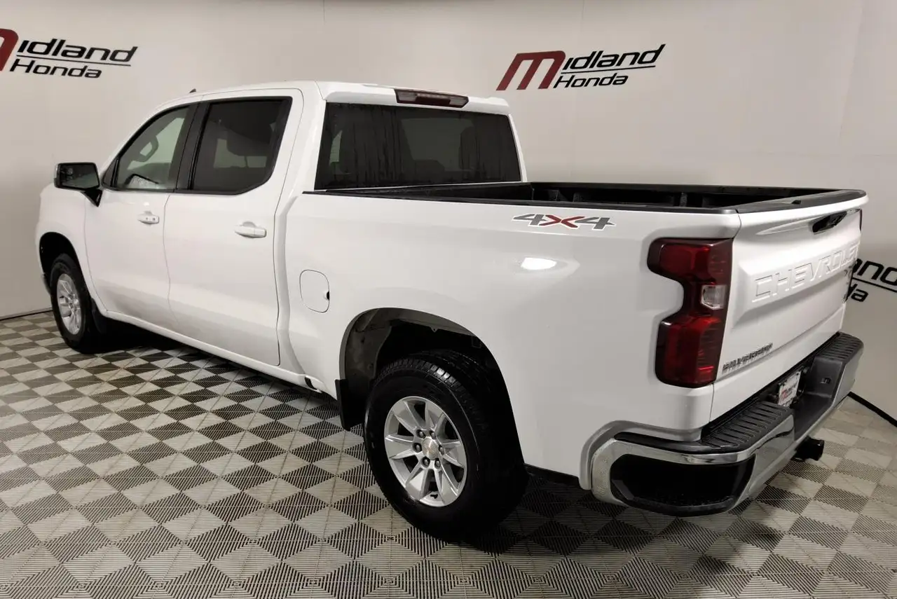 Chevrolet Silverado 1500 снимка Chevrolet Silverado 1500