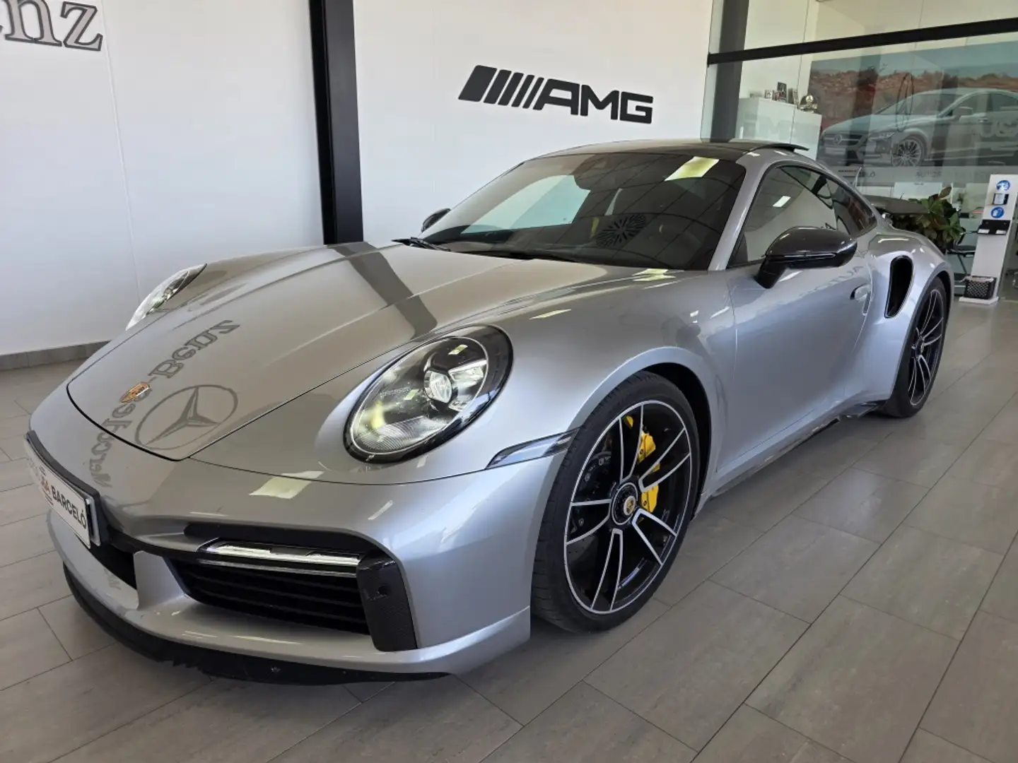 Porsche 992 Turbo S Coupé PDK Gris - 2