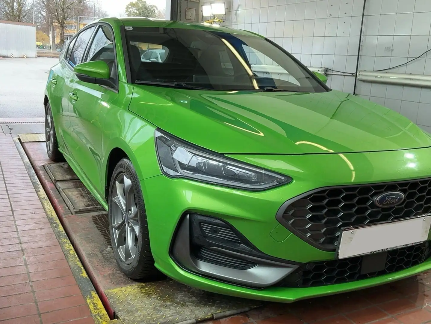 Ford Focus Focus 2,3 EcoBoost ST X Grün - 1