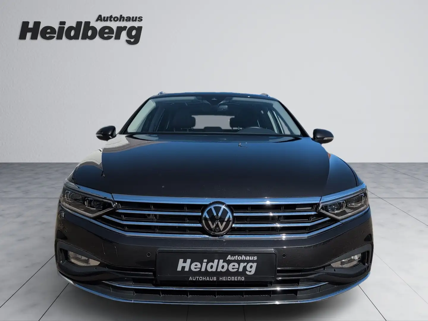 Volkswagen Passat Variant Standhzg IQ-Matrix PANO AHK H & K Garantie 12-2028 Grau - 2