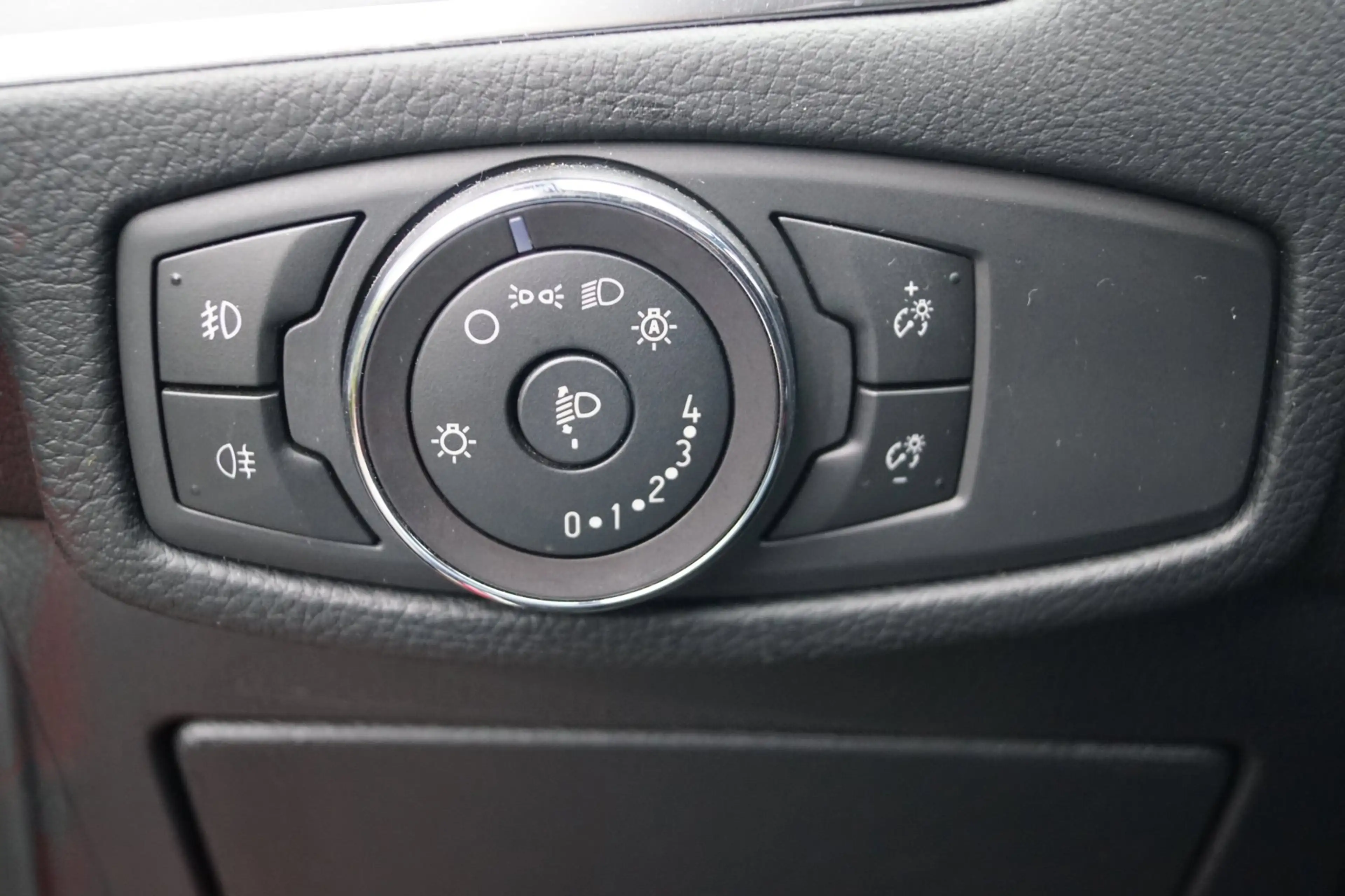 Ford S-Max 1.5 ST-Line Sportst Stoel en Voorruitverw Navi Cli — photo 37