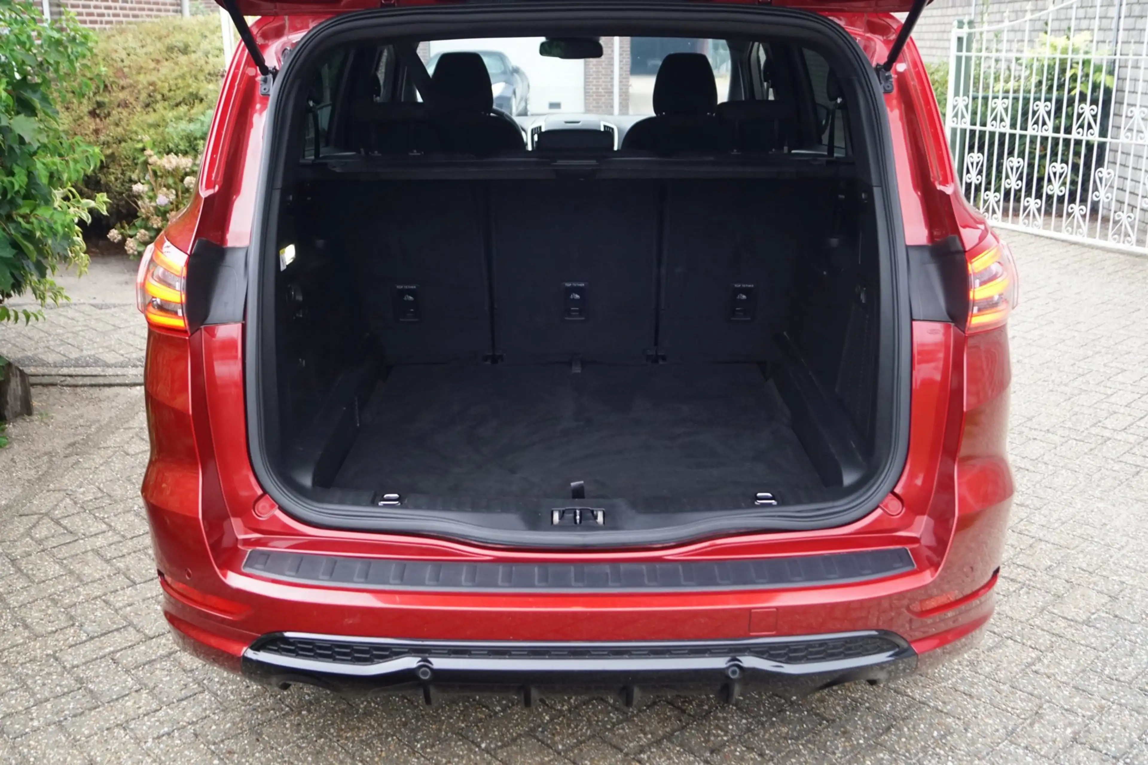 Ford S-Max 1.5 ST-Line Sportst Stoel en Voorruitverw Navi Cli — photo 32